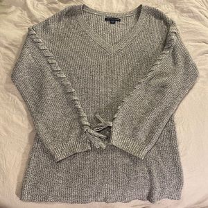 American Eagle Women’s Sweater